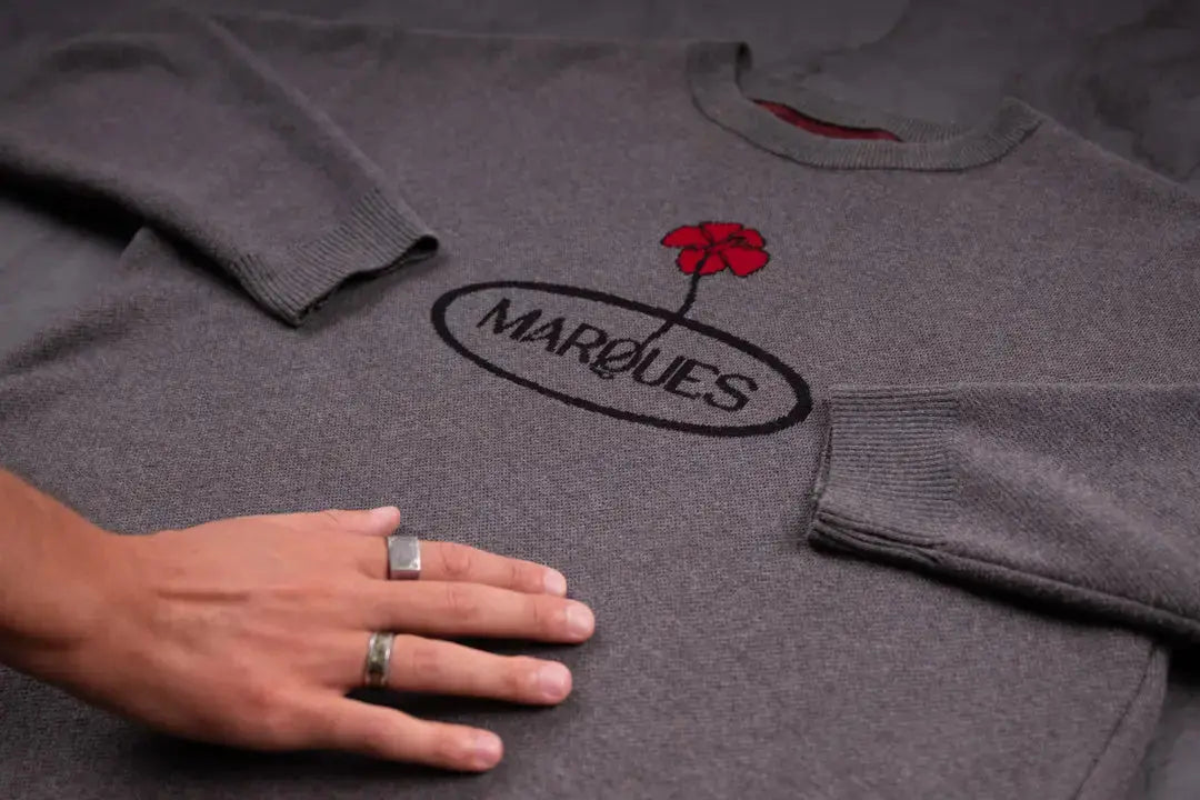 Pull MARQUES.INDUSTRY fabriqué avec soin